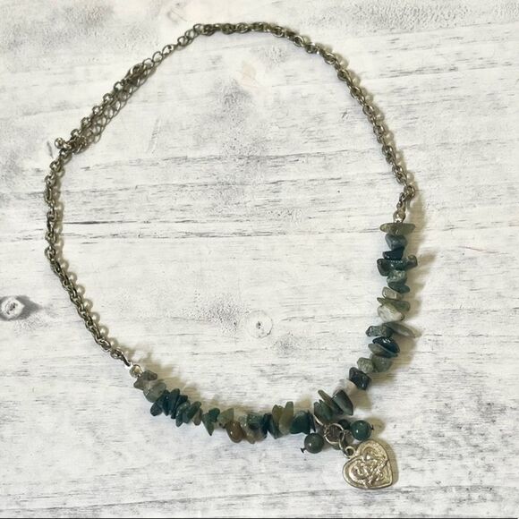 Silver tone heart pendant natural stones necklace - Picture 1 of 10